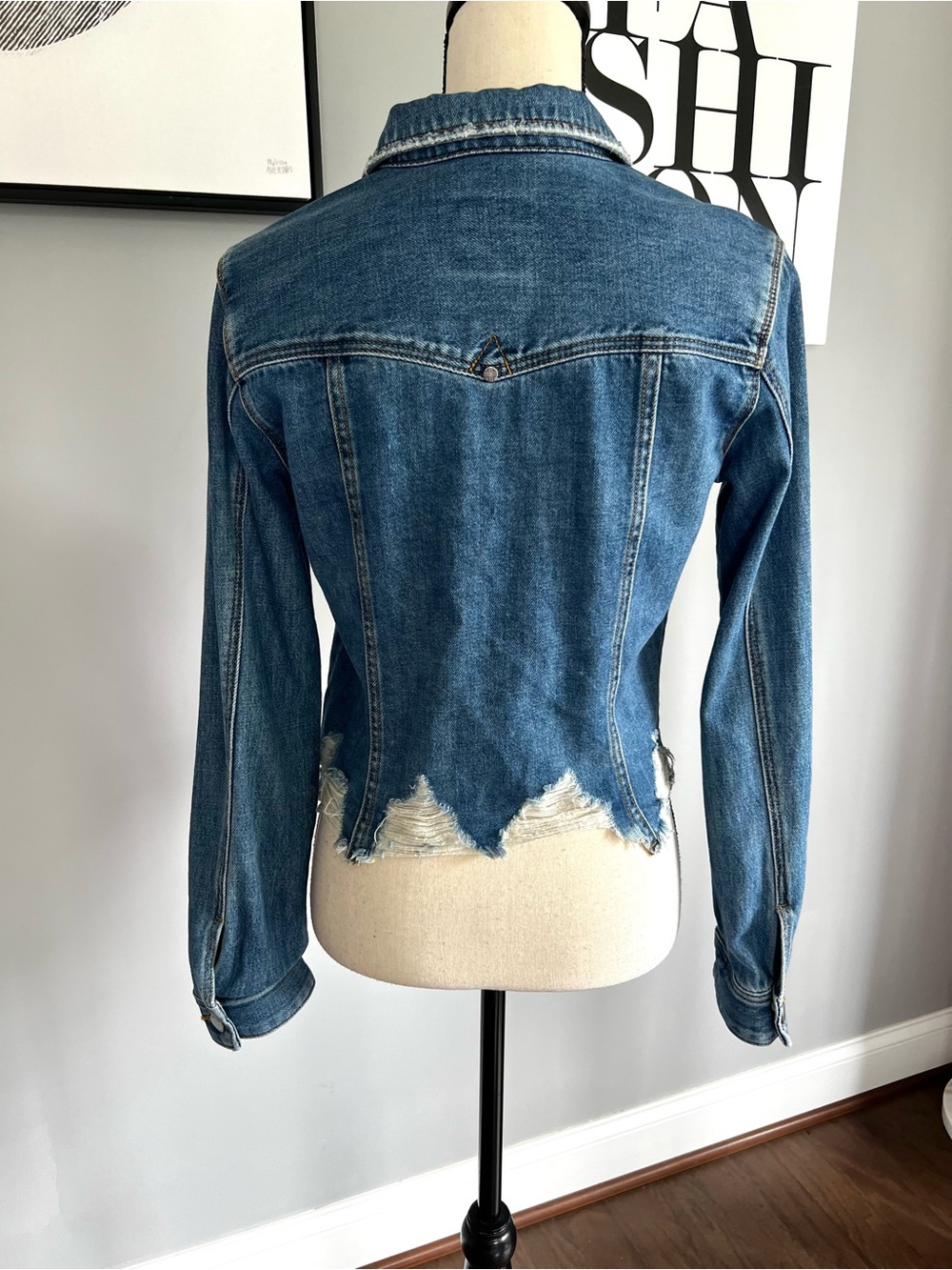 Liverpool Los Angeles Distressed Jean Jacket - Picture 6 of 11